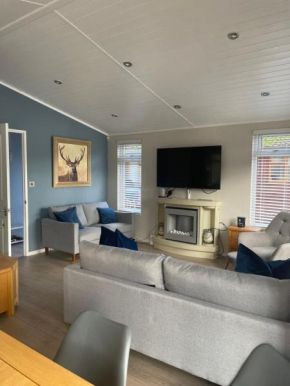 Shore Lodge